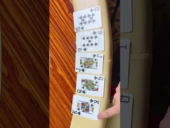 Normalgröße Kunststoff Metallmarkierte Karten Brille Ausgeklügelter ästhetischer Stil