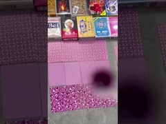 Unsichtbare Kontaktlinsen für Poker erkennen sofort markierte Karten